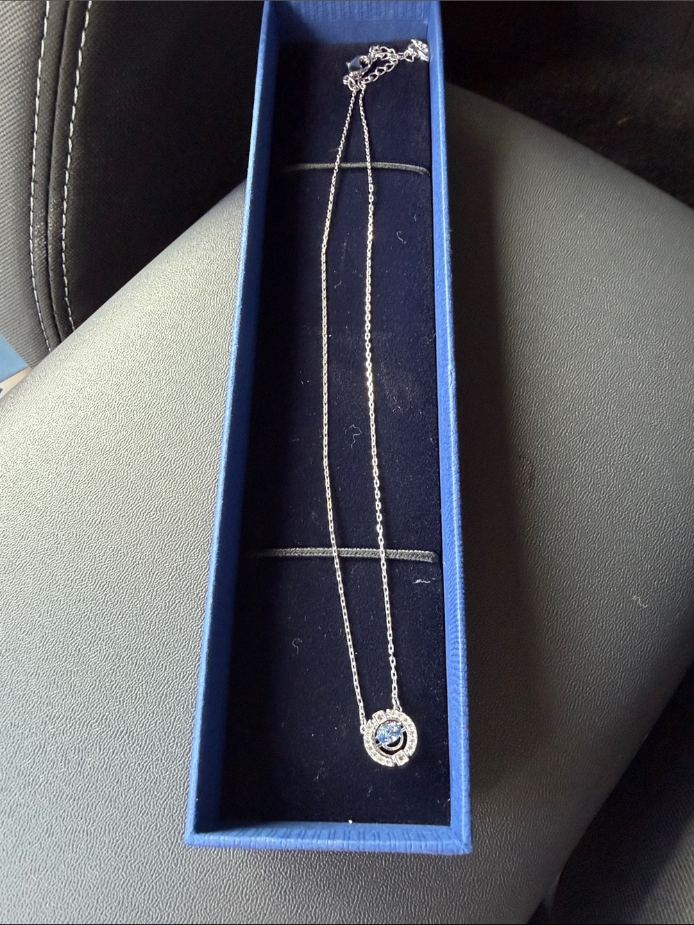 Swarovski Una Necklace